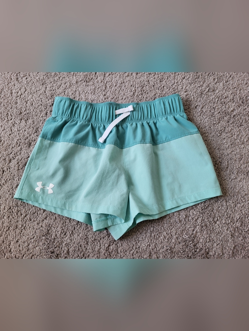 Under Armour Girls' Mint Two-Tone Athletic Shorts with Drawstring